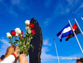 Nicaragüenses conmemoran el 91 aniversario del paso a la inmortalidad del General Augusto C. Sandino