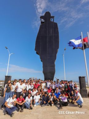 Nicaragüenses conmemoran el 91 aniversario del paso a la inmortalidad del General Augusto C. Sandino