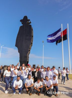 Nicaragüenses conmemoran el 91 aniversario del paso a la inmortalidad del General Augusto C. Sandino