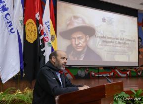 Nicaragüenses conmemoran el 91 aniversario del paso a la inmortalidad del General Augusto C. Sandino