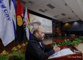 Nicaragüenses conmemoran el 91 aniversario del paso a la inmortalidad del General Augusto C. Sandino