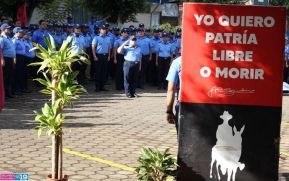 Nicaragüenses conmemoran el 91 aniversario del paso a la inmortalidad del General Augusto C. Sandino