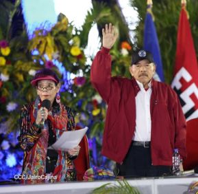 Acto de Juramentación del Primer Comisionado Francisco Díaz y Policías Voluntarios de Managua