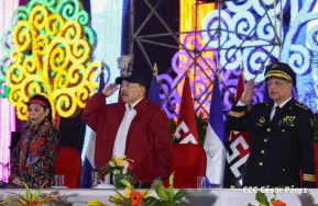 Acto de Juramentación del Primer Comisionado Francisco Díaz y Policías Voluntarios de Managua