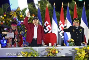 Acto de Juramentación del Primer Comisionado Francisco Díaz y Policías Voluntarios de Managua