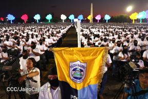 Acto de Juramentación del Primer Comisionado Francisco Díaz y Policías Voluntarios de Managua