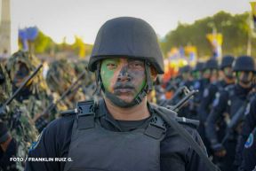 Acto de Juramentación del Primer Comisionado Francisco Díaz y Policías Voluntarios de Managua