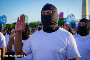 Acto de Juramentación del Primer Comisionado Francisco Díaz y Policías Voluntarios de Managua