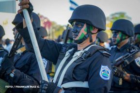 Acto de Juramentación del Primer Comisionado Francisco Díaz y Policías Voluntarios de Managua