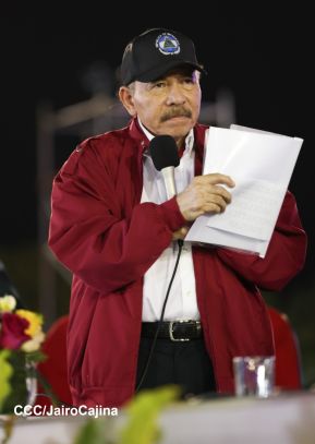 Acto de Juramentación del Primer Comisionado Francisco Díaz y Policías Voluntarios de Managua