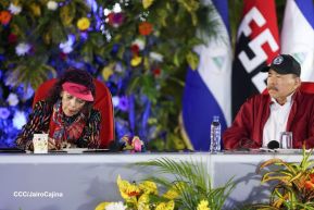 Acto de Juramentación del Primer Comisionado Francisco Díaz y Policías Voluntarios de Managua