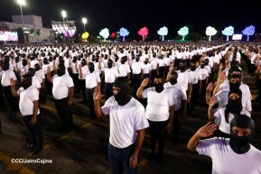 Acto de Juramentación del Primer Comisionado Francisco Díaz y Policías Voluntarios de Managua