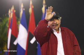 Acto de Juramentación del Primer Comisionado Francisco Díaz y Policías Voluntarios de Managua