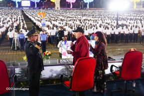 Acto de Juramentación del Primer Comisionado Francisco Díaz y Policías Voluntarios de Managua