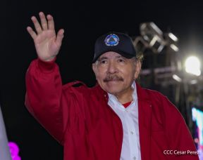 Acto de Juramentación del Primer Comisionado Francisco Díaz y Policías Voluntarios de Managua