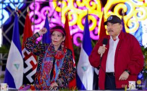 Acto de Juramentación del Primer Comisionado Francisco Díaz y Policías Voluntarios de Managua
