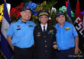 Acto de Juramentación del Primer Comisionado Francisco Díaz y Policías Voluntarios de Managua