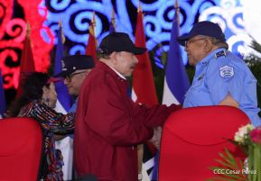 Acto de Juramentación del Primer Comisionado Francisco Díaz y Policías Voluntarios de Managua