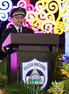 Acto de Juramentación del Primer Comisionado Francisco Díaz y Policías Voluntarios de Managua