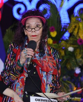 Acto de Juramentación del Primer Comisionado Francisco Díaz y Policías Voluntarios de Managua