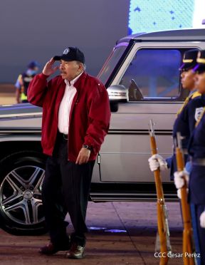 Acto de Juramentación del Primer Comisionado Francisco Díaz y Policías Voluntarios de Managua