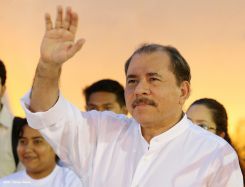 Daniel y Rosario conmemoran 78 Aniversario del Natalicio Comandante Carlos Fonseca