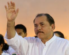 Daniel y Rosario conmemoran 78 Aniversario del Natalicio Comandante Carlos Fonseca