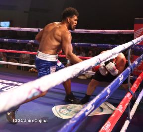 Velada boxística “La Venganza” en el Centro de Convenciones Olof Palme