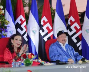 Acto de entrega de 500 unidades de buses y microbuses a transportistas de Nicaragua 