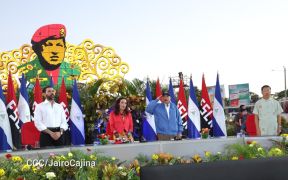 Acto de entrega de 500 unidades de buses y microbuses a transportistas de Nicaragua 