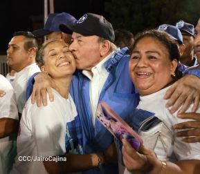 Acto de entrega de 500 unidades de buses y microbuses a transportistas de Nicaragua 
