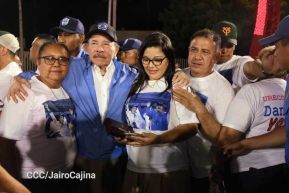 Acto de entrega de 500 unidades de buses y microbuses a transportistas de Nicaragua 