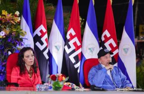 Acto de entrega de 500 unidades de buses y microbuses a transportistas de Nicaragua 