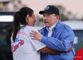 Acto de entrega de 500 unidades de buses y microbuses a transportistas de Nicaragua 