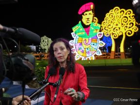 Acto de entrega de 500 unidades de buses y microbuses a transportistas de Nicaragua 