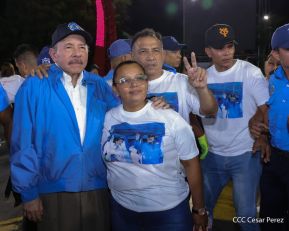 Acto de entrega de 500 unidades de buses y microbuses a transportistas de Nicaragua 