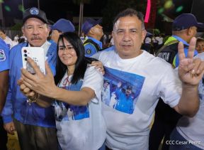 Acto de entrega de 500 unidades de buses y microbuses a transportistas de Nicaragua 