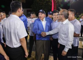 Acto de entrega de 500 unidades de buses y microbuses a transportistas de Nicaragua 