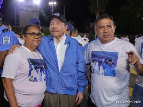 Acto de entrega de 500 unidades de buses y microbuses a transportistas de Nicaragua 