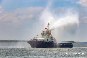 Acto de entrega de equipos de la República Popular China para modernizar Puerto Corinto