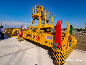 Acto de entrega de equipos de la República Popular China para modernizar Puerto Corinto