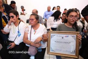 Nicaragüenses rinden honores a la Compañera Gladys Báez, forjadora de las generaciones revolucionarias