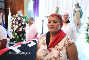 Nicaragüenses rinden honores a la Compañera Gladys Báez, forjadora de las generaciones revolucionarias