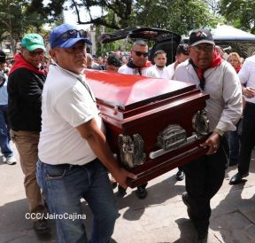 Nicaragüenses rinden honores a la Compañera Gladys Báez, forjadora de las generaciones revolucionarias