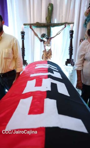 Nicaragüenses rinden honores a la Compañera Gladys Báez, forjadora de las generaciones revolucionarias