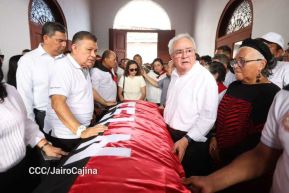 Nicaragüenses rinden honores a la Compañera Gladys Báez, forjadora de las generaciones revolucionarias