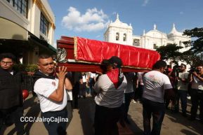 Nicaragüenses rinden honores a la Compañera Gladys Báez, forjadora de las generaciones revolucionarias