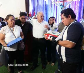 Nicaragüenses rinden honores a la Compañera Gladys Báez, forjadora de las generaciones revolucionarias