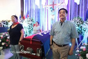 Nicaragüenses rinden honores a la Compañera Gladys Báez, forjadora de las generaciones revolucionarias