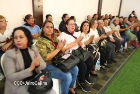 Nicaragüenses rinden honores a la Compañera Gladys Báez, forjadora de las generaciones revolucionarias